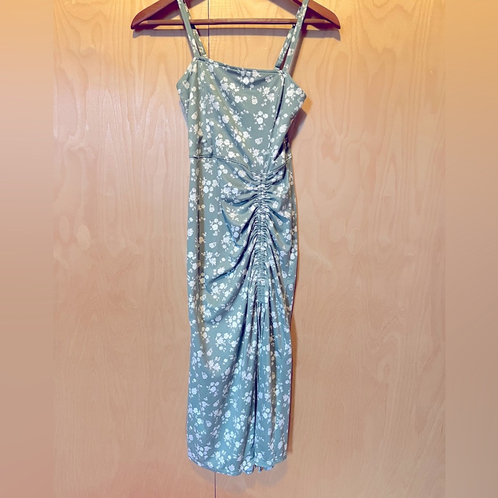 Hollister XS rouched maxi dress with front slit